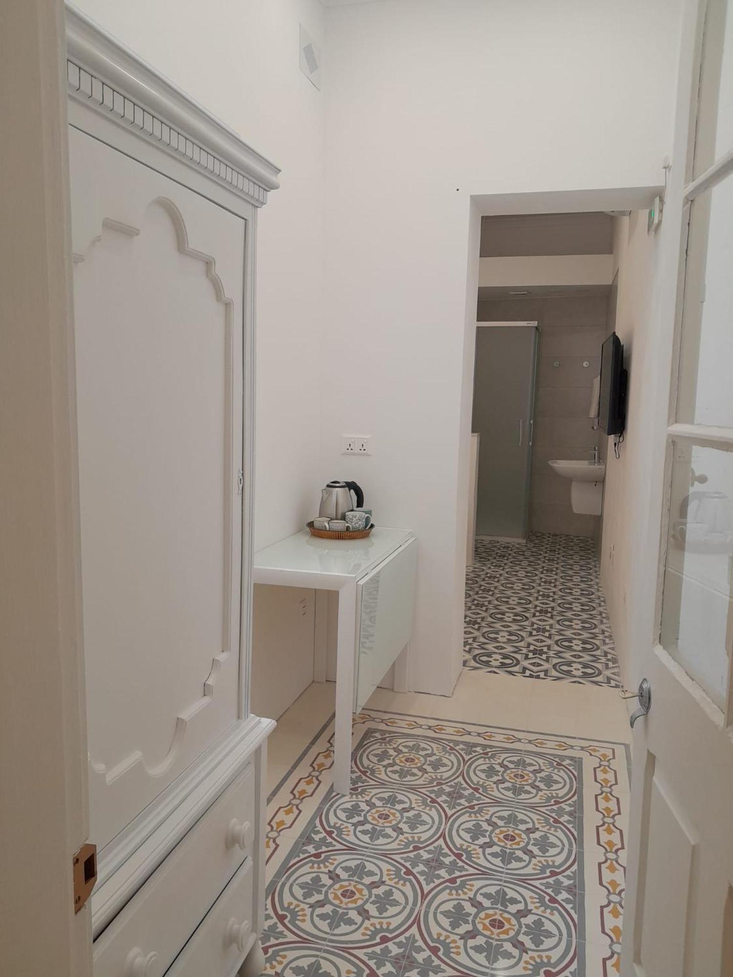 Charming Town House In Cospicua, Valperga Rooms Bagian luar foto