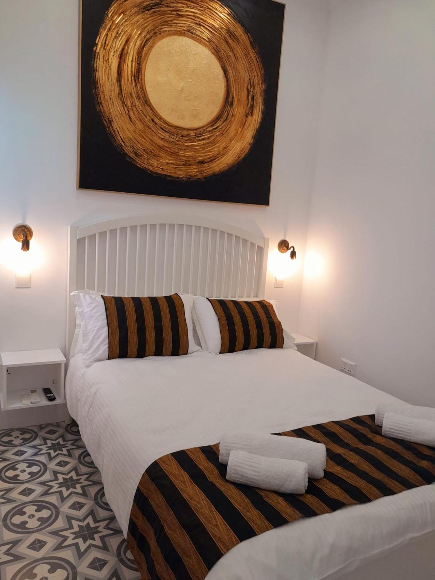 Charming Town House In Cospicua, Valperga Rooms Bagian luar foto