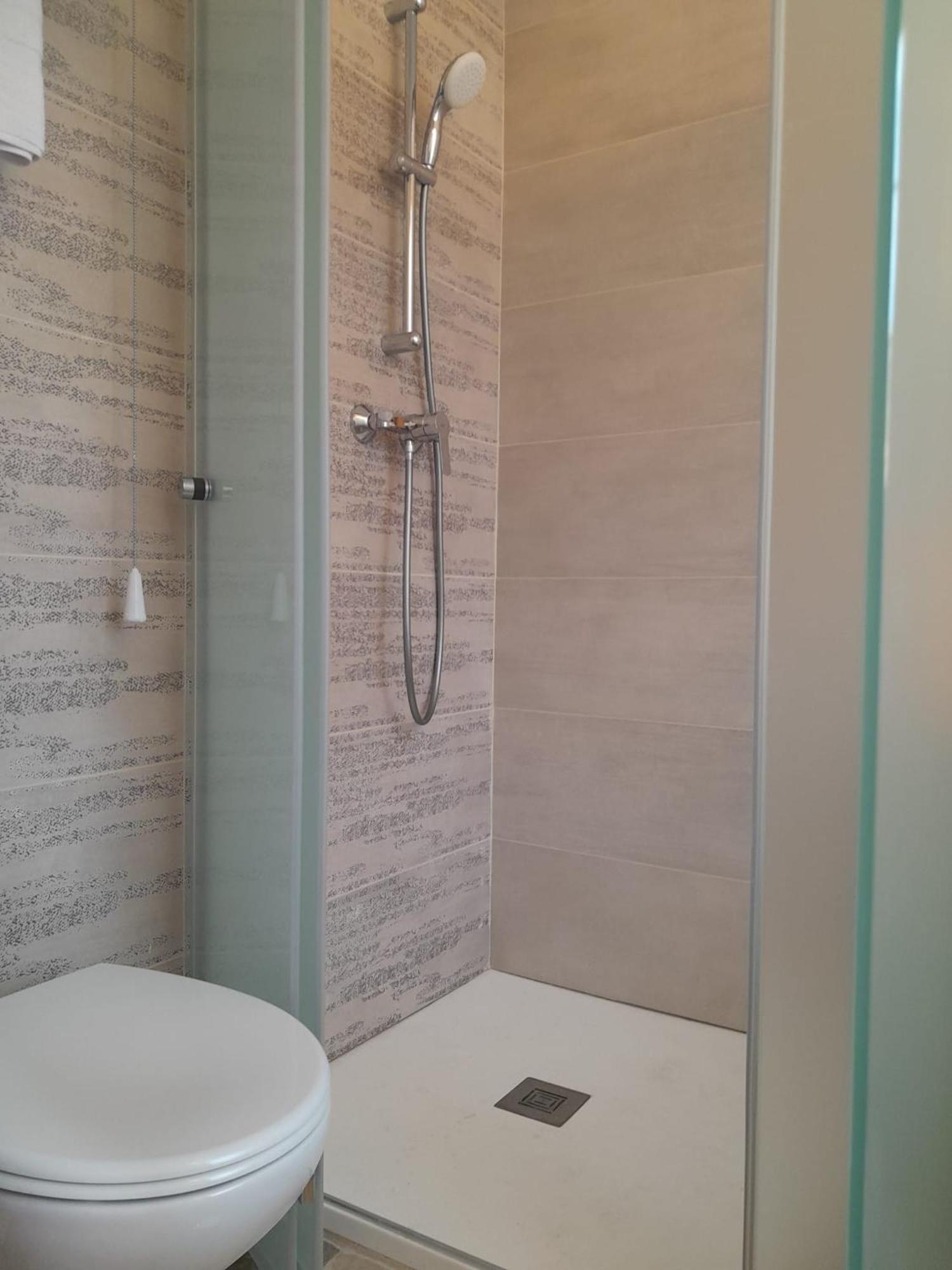 Charming Town House In Cospicua, Valperga Rooms Bagian luar foto